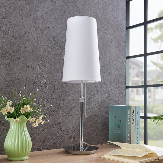 Lucande Pordis bordslampa, förkromad-vit