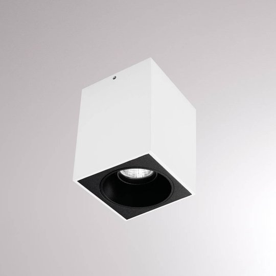 LOUM Atus Square LED-taklampa 1 lampa, vit