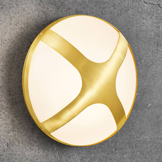 Utomhusvägglampa Cross mässing, Ø 26 cm