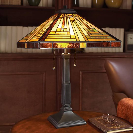Bordslampa Stephen med dragströmbrytare
