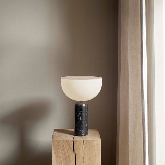 New Works Kizu Small bordslampa, svart