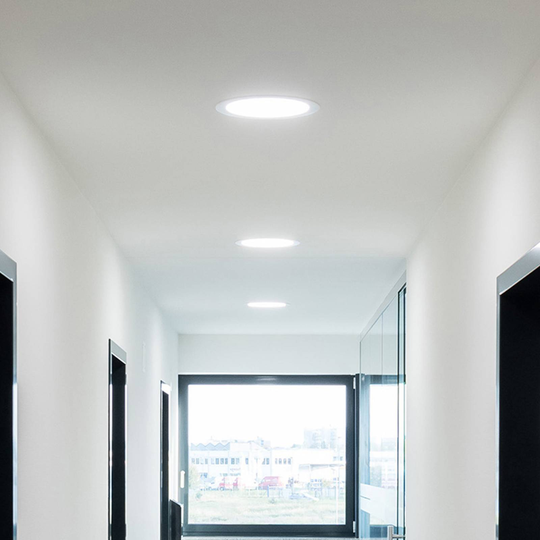RZB HB 801-LED-downlight IP54 Ø 22,5 cm 20 W