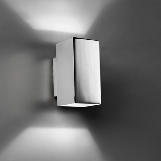 Upp-ner-vägglampa Basic LED, krom