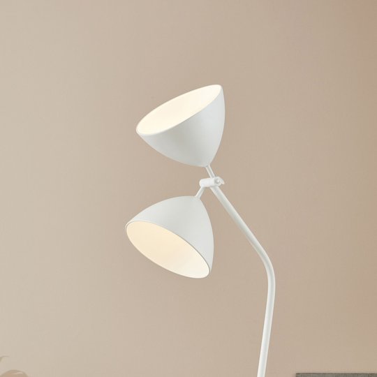 Golvlampa Dagmar, 2 lampor, med dimmer