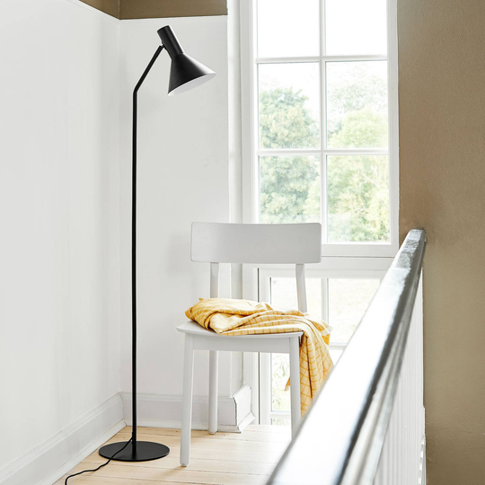 FRANDSEN Lyss golvlampa, svart matt