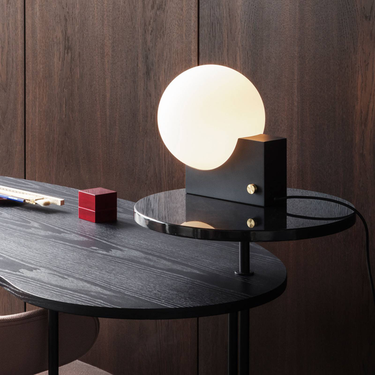 &Tradition Journey SHY1 bordslampa, svart