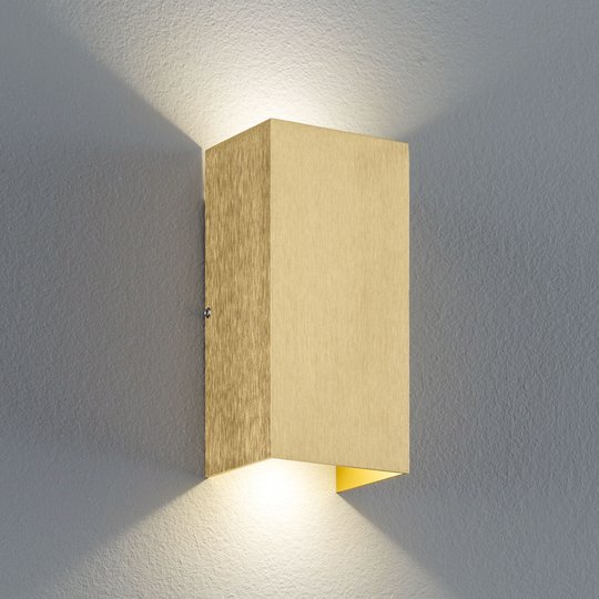 Lucande Mira vägglampa, matt mässing, 7 cm
