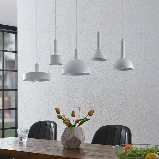 Lindby Mareke balkpendellampa, sandvit