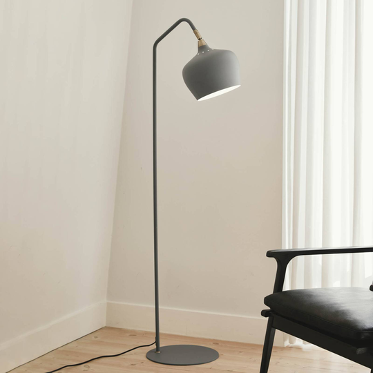FRANDSEN Cohen golvlampa matt grå
