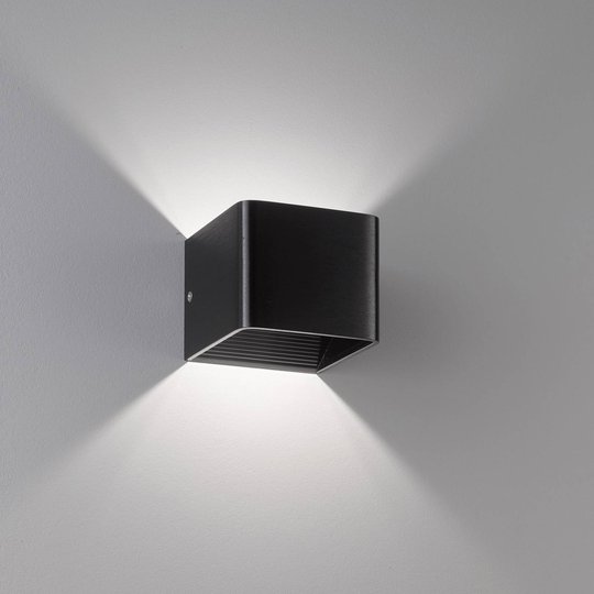 LED-vägglampa Dan, svart eloxerad