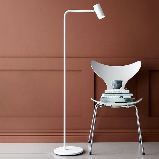 LED-golvlampa Cato Q med dimmer, vit