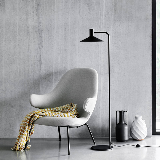 FRANDSEN Minneapolis golvlampa svart matt