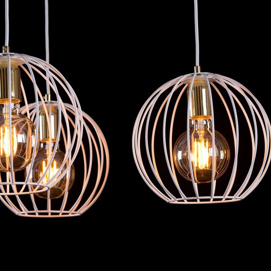 Vägglampa Albio K1 i vitt med burskärm