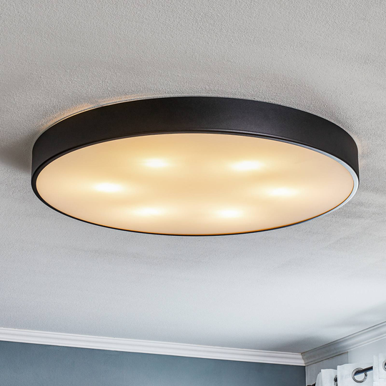 Taklampa Cleo med glasdiffusor, svart, Ø 78 cm