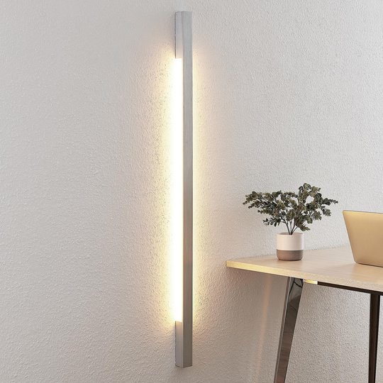 Arcchio Ivano LED-vägglampa, 130 cm, aluminium