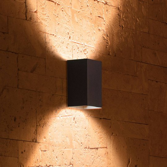 Philips Hue WACA Resonate utomhusvägglampa svart