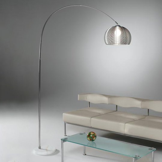 Golvlampa GRATA av metall med marmorfot