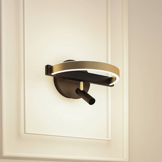 Lucande Matwei LED-vägglampa, ringformad, mässing