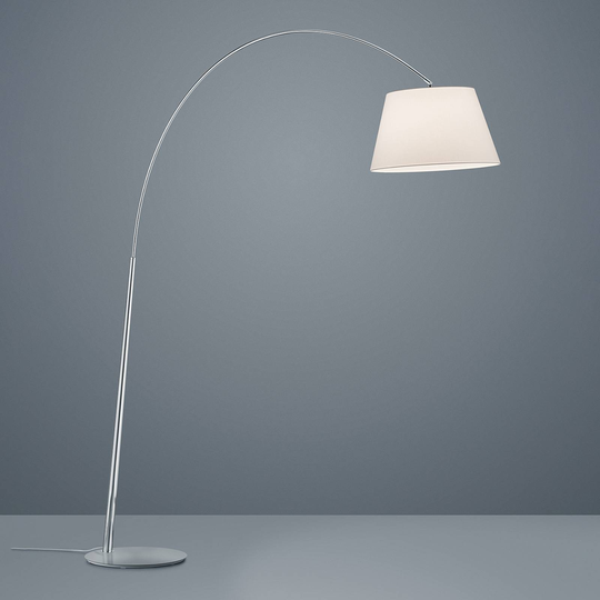 Helestra Nala golvlampa, chintzskärm, dimbar