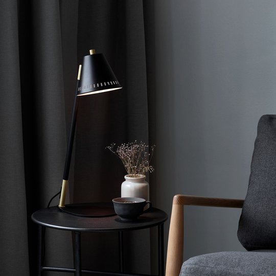 Bordslampa Pine, svart