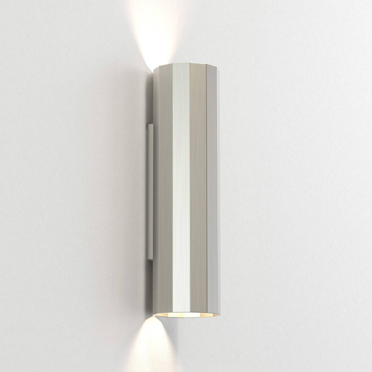 Astro Hashira 300 vägglampa, matt nickel, 30 cm