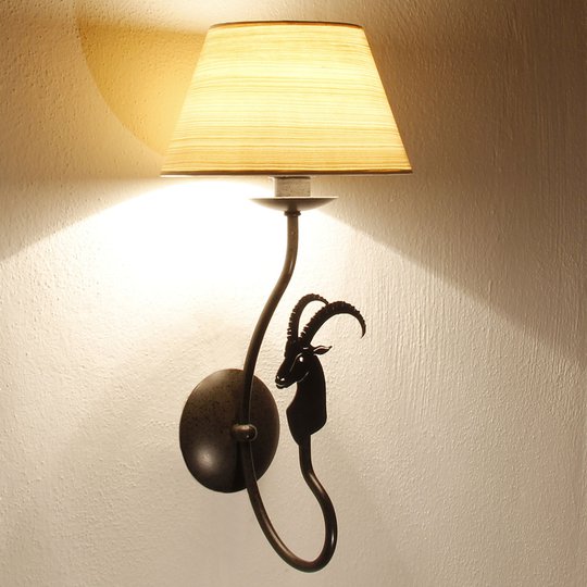 Menzel TH7361 vägglampa 1 lampa, stenbock