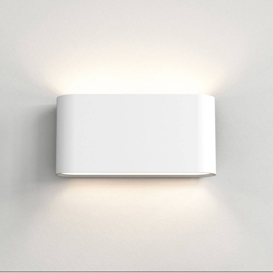 Astro Velo 390 vägglampa av gips, bredd 39 cm