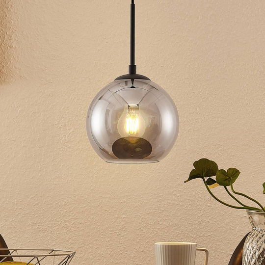 Lindby Jurian pendellampa rökglas svart 1 lampa