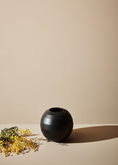 OMFAMNA - Ceramic Pot Black